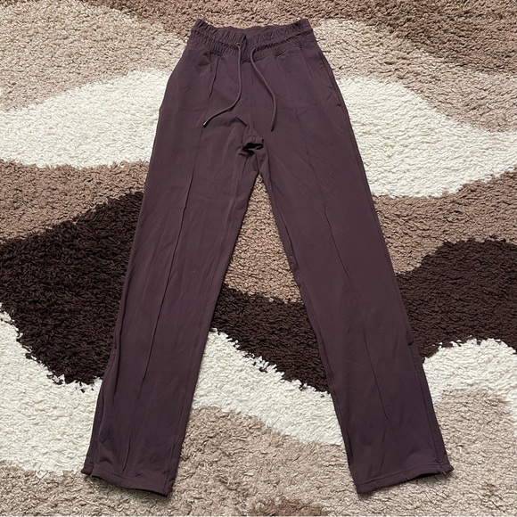 Lululemon Greatest Stride Pant Sz 2 *31" In Black Satin - Picture 3 of 10